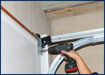Garage Door Shop Repairs Ridley Park, PA 610-232-0009 - cont-door-installation-t-16-09m